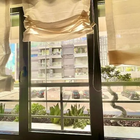 Em Boa Localizacao Com Piscina Apartamento *